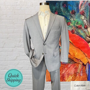 Calvin Klein Mens 44R 39x27 Light Gray Nailhead 2 Piece Suit Short